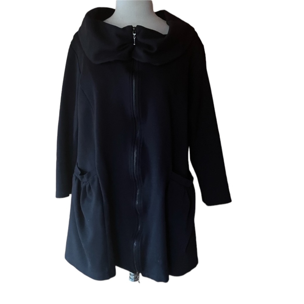 Comfy U.S.A. Black Zip Up‎ Jacket